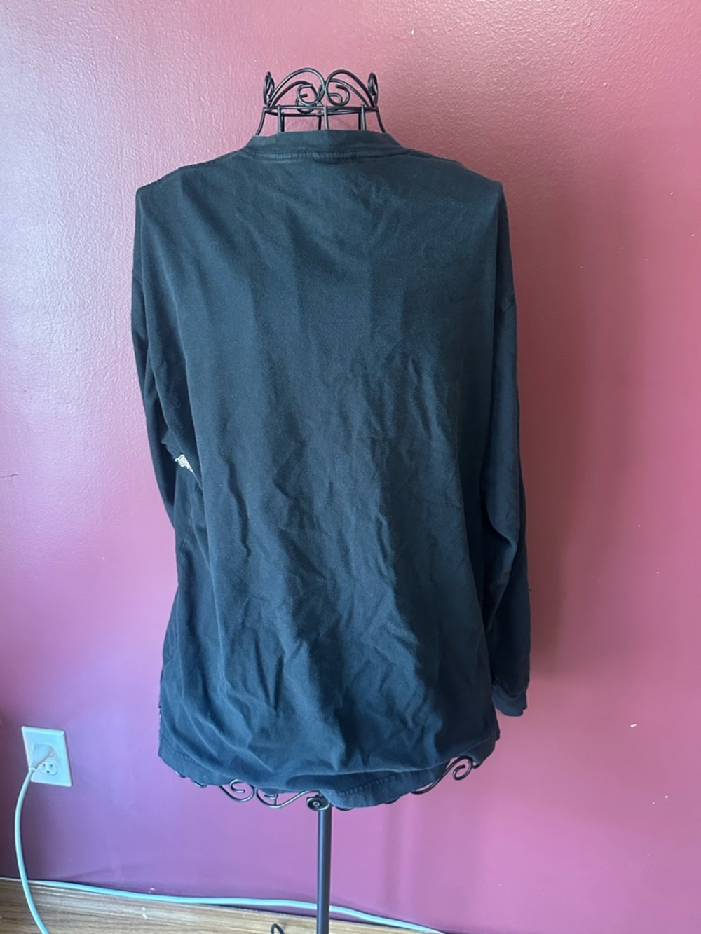 Victoria's Secret PINK Black Long-Sleeve Tee with Gold Sequin Logo - Picture 6 of 6